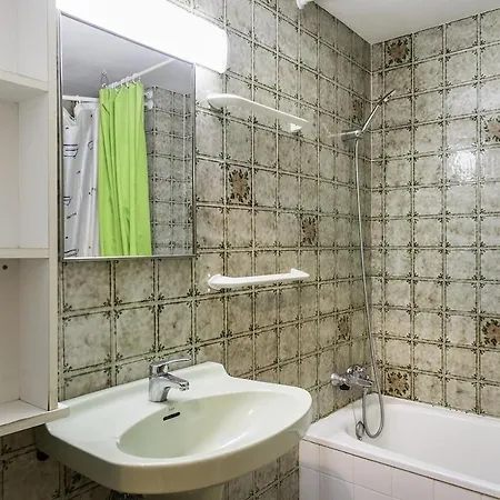 Con Piscina Y Parking En Appartement *